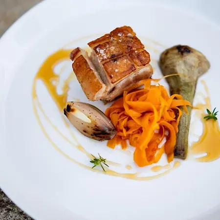 Rocca Dei Saraceni Farma Regalbuto