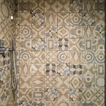 Rocca Dei Saraceni Farma Regalbuto