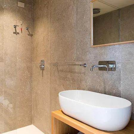 Rocca Dei Saraceni Farm stay Regalbuto
