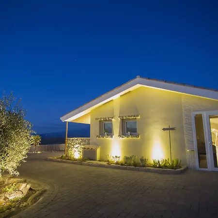 Rocca Dei Saraceni *