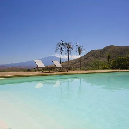 Rocca Dei Saraceni Farma Regalbuto