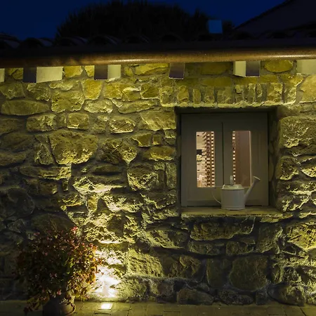 Rocca Dei Saraceni Farma Regalbuto